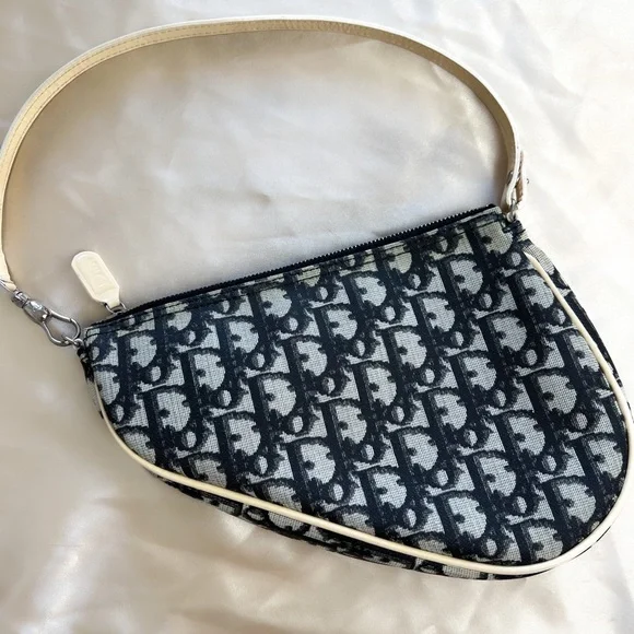 💞💞SOLD💞💞Dior Trotter Saddle Pochette Bag - Picture 8 of 12